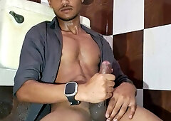 Stunning stud masterbate