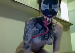 Teen cosplay masturbating