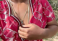 Tamil girl flashing Outdoor secret sex with her boyfriend