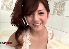 Rei Mizuna's Seductive Oral Performance