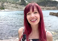 Laeticia discovers unsuspected pleasures! - Jacquie et Michel TV