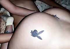 We bang Alex Marin in a tiny couch, Giselle Montes, Yamileth Ramírez and I, until this guy cums