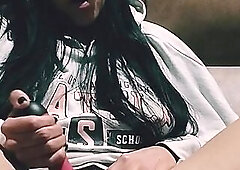 I'm very horny, I want a really hard cock