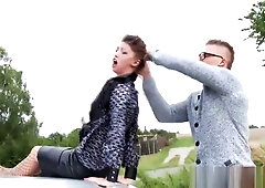 Hitchhiking brunette gets rough outdoor blowjob with car nearby