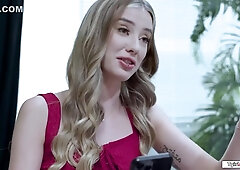 Model Suck Shemales Cock And Is Pussy Licked