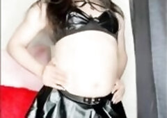 What would u do if u saw this sexy Latin chick dancing in your room?