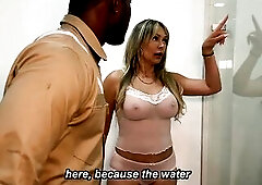 Breasty mother i'd like to fuck gets her pipes damaged in her abode and calls a particular plumbing service when that babe arrives that babe noti