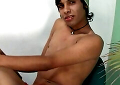 OTB Boyz: Latin Lorenzo sexy dancing