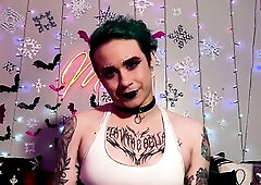 Sizing Up Booty Plugs and Gaping My Butt