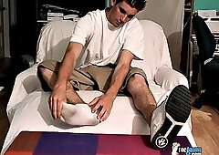 Toe-Curling Cum Squirts! - Evan Heinze