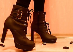 Tranny Giantess Amanda Crushes Small Cars In Black Jeans On High Heels - 1 (crush Fetish)