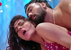 Saucy Indian beauty mind-blowing porn scene