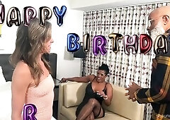 Glad Birthday Raven