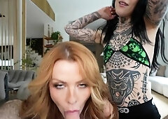 Cock gulping amateur blonde in sucking threesome