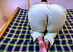 College Girl Starts Live Show In Hostel When She Was Horny