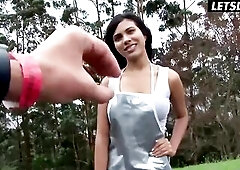 Curvy Lalin girl Chick Paola Picked Up for Hard Bang with Large Jock Man - CARNE DEL MERCADO