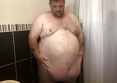 Chubby 550lbs guy enjoying a shower