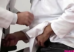 Muscled doctor Michael Roman analed Wesley Woods asshole