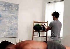 Sean Cody: Danny brings Ryan extra-special service