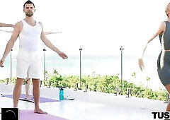 TUSHY Anal-Mad Yoga Instructor Sandra Lyd Sneaks Away With Married Dude For Secret Anal