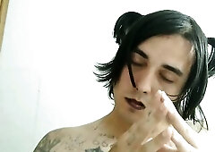 Rock twerk large butt 999