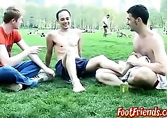 Sporty Homosexuals Soles Lubricated up and Kittled by his Buddies (footfriends )