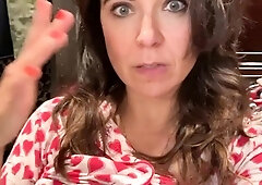 Very hot busty brunette solo masturbation on webcam