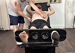 Nemo Tickled - Nemo  Matt