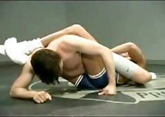 Dino Philliips Grapples Duncan