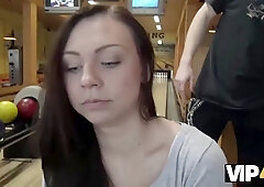 Vip4k. hunter is looking for impressive sex for cash in bowling place