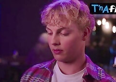 Unknown Sexy Scene  in Follow De Soa