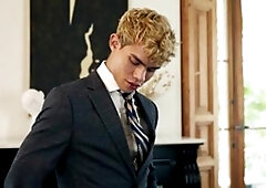 HotAFmen: Riding the Thick Dildo with Austin