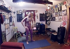 Muscle femdom starts pegging her partner mid-workout on gym floor