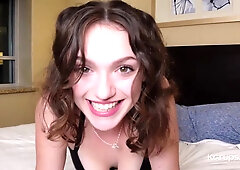 Teen 18+ Gets Naughty With Gracie Gates