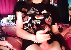 Mom discharges sexy ropes all over herself ❤