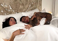 Neighbour! Can I stay with u and your spouse? I forgot my keys! Silvana Lee and Christian Chaux