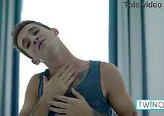 Dark haired Tatted Noah A Taunts Slot Rails Plaything to Huge Jizm!