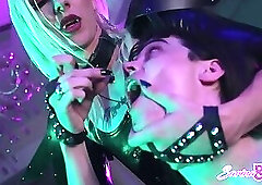 Neon Vampire - REVOLUTION