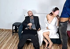 Cuckold Plays a Prank on His Blindfolded Wife-this chab Called in a Well-endowed Man From Their Honeymoon!