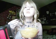 HIGH MUKBANG CHEESY RAMEN