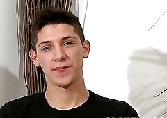 British amateur is happy to cum hard after stroking his dick