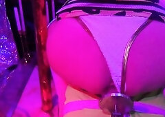 Toypleasurexxx - A golden toy for my youthful booty