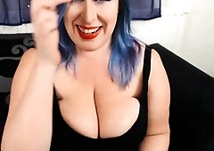 JackieSynn – The Cool Aunt