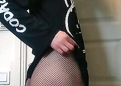 Teasing my Thick Booty Dancing And Risky Cumshot