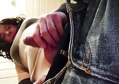 Sissy Melanie Bee - Playing with my lil sissy clitoris