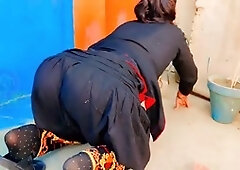 Indian bhabhi Muskan Rani gets down and dirty in some hot intercourse