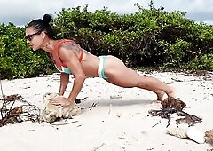 Poke ups and flex (SEE THE FULL EPISODE ON MY OF VIP / C4S)