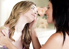 MommysGirl Messy Anya Olsen Rides Hard StepMilf Reagan Foxx