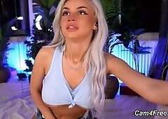 Giving You a Big Boner From This Hot Ass Show