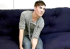 UK amateur masturbates until he cums